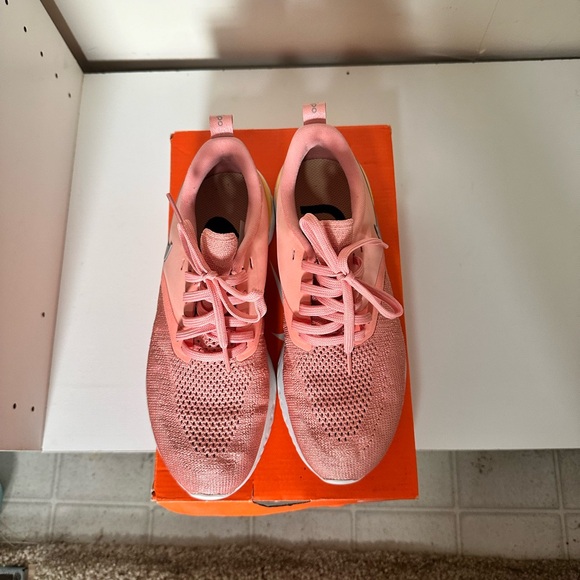 Nike odyssey react 2 flyknit sneakers - Picture 3 of 6